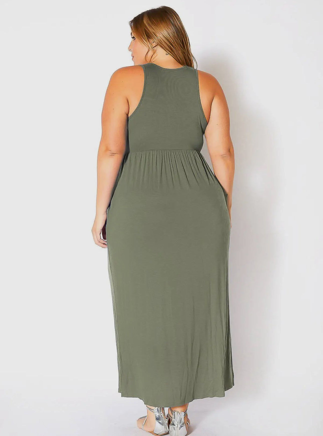 Sleeveless Pleated Maxi Dress W/ Pockets