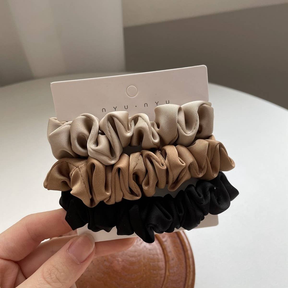 NEW TEMPERAMENT SET SIMPLE HAIR SCRUNCHIES