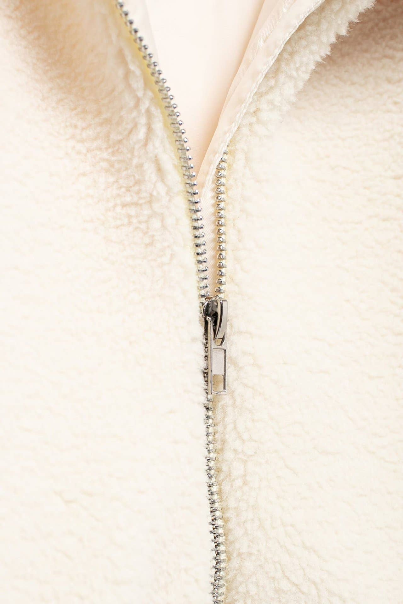 Slouchy Sherpa fleece Turtleneck Jacket