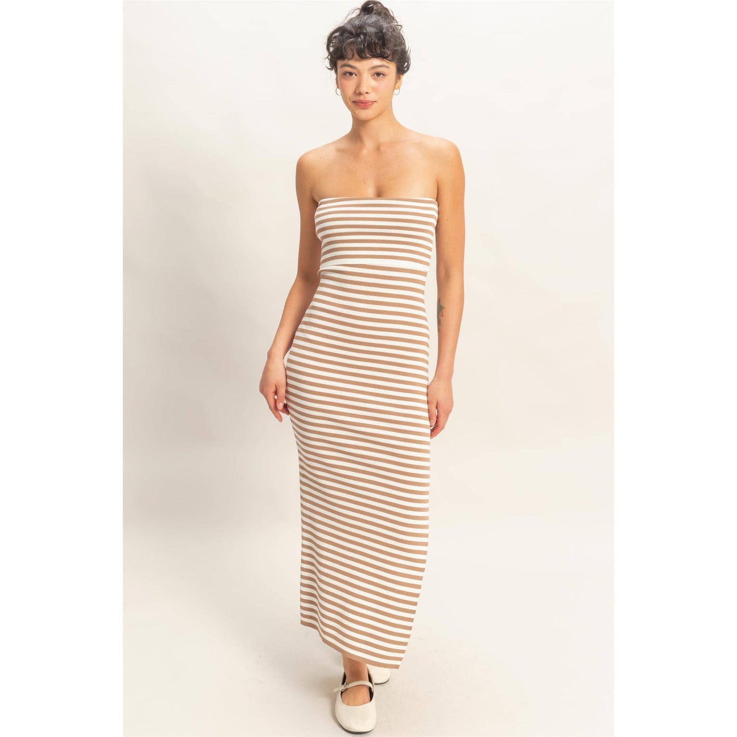 Strapless Striped Bodycon Midi Dress (PRE🤍ORDER)