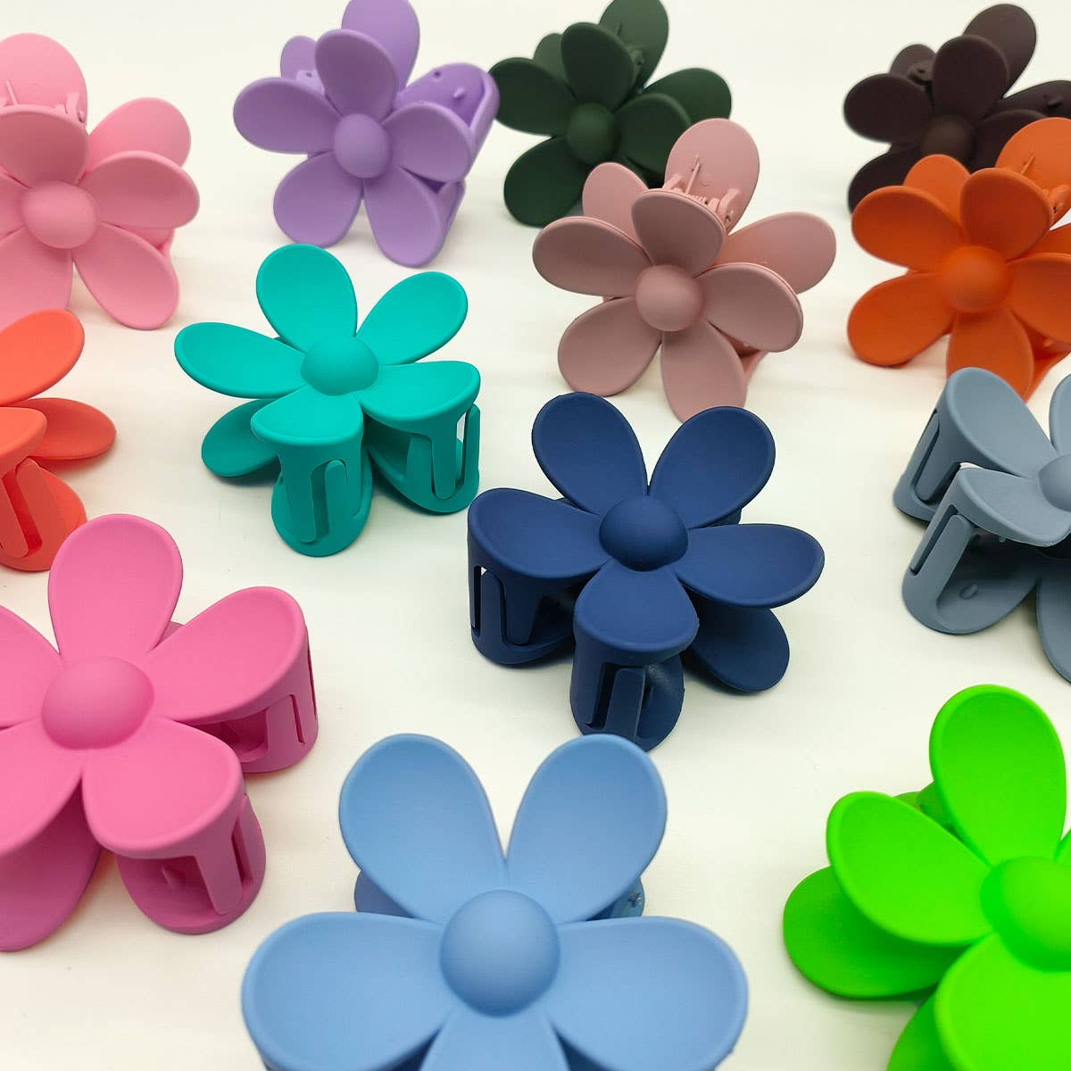 Matte Floral Hair Claw Clip