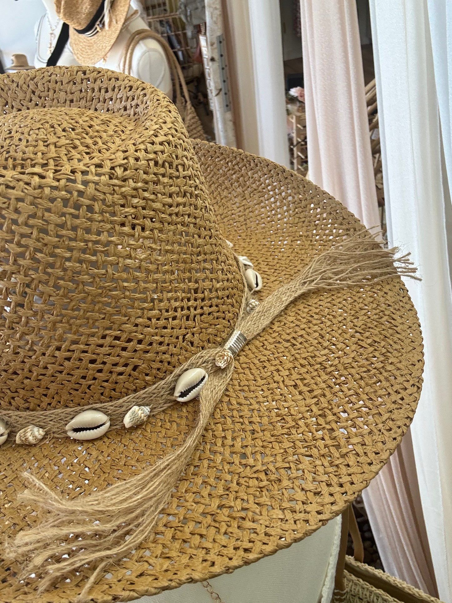 Straw Weave Cowrie Shell Rope Strap Cowboy Hat