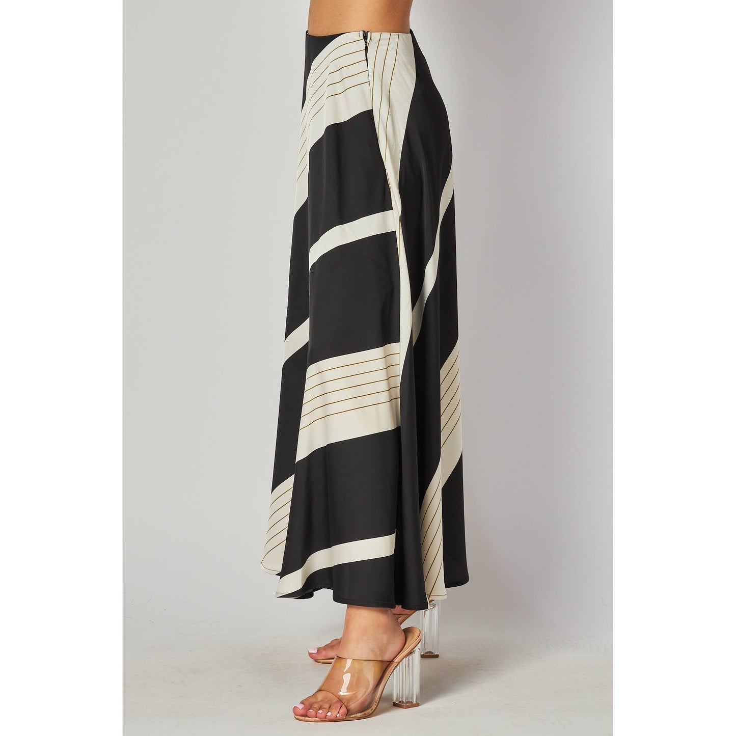 SOLID AND STRIPE MIXED A LINE SKIRT