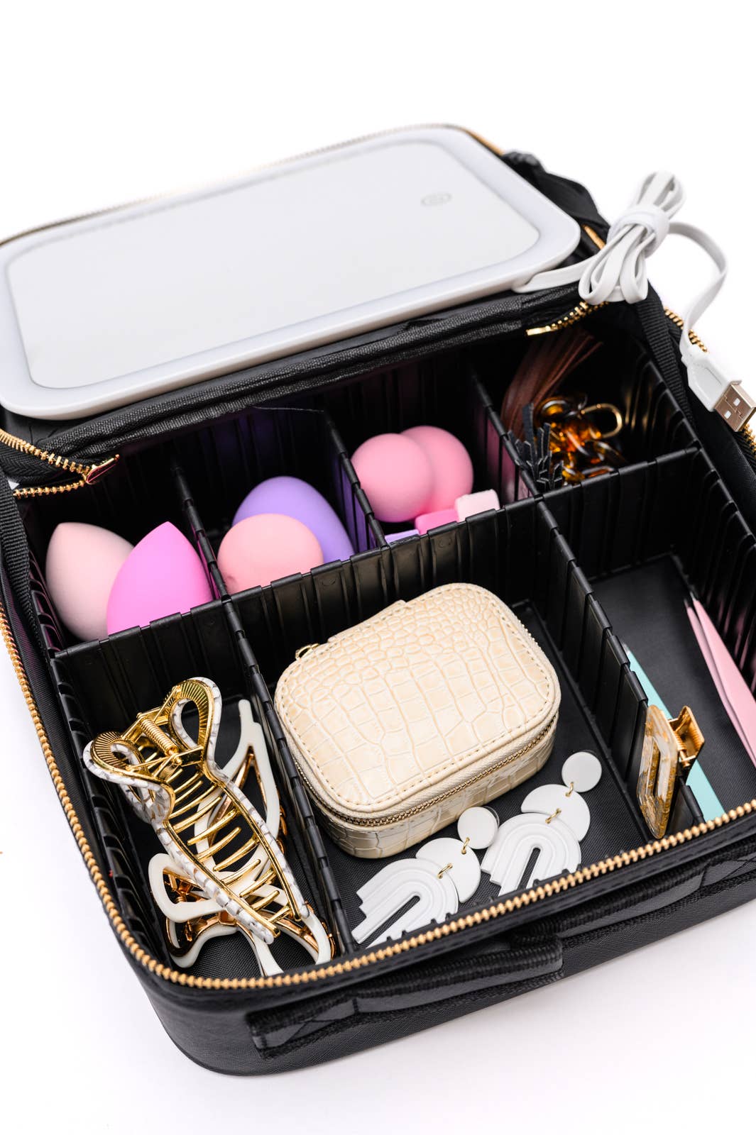 She's All That LED Makeup Case in Black