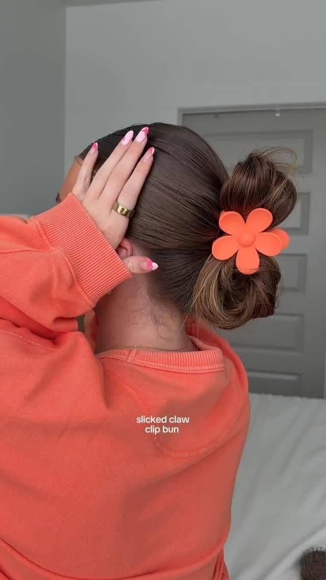 Matte Floral Hair Claw Clip