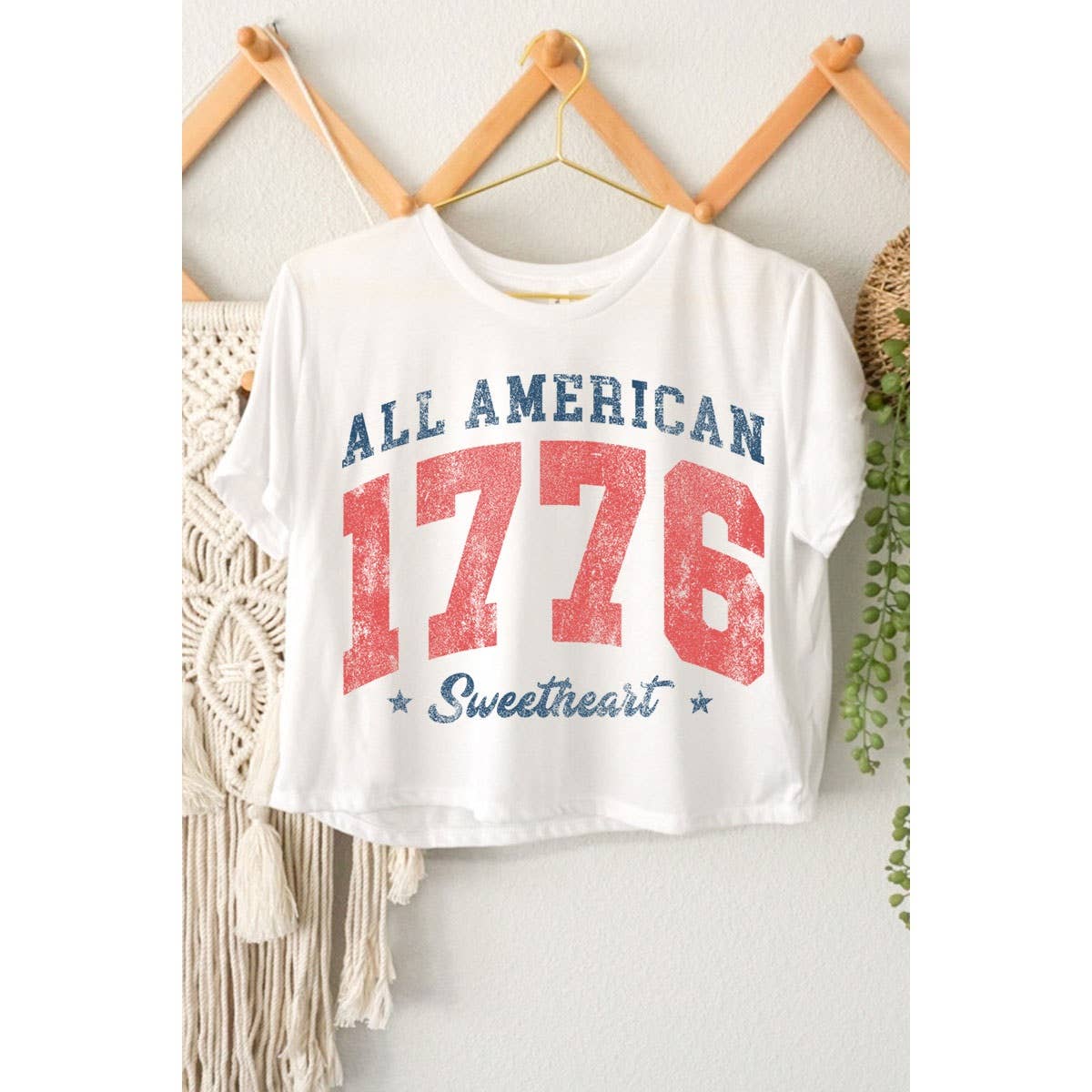 ALL AMERICAN 1776 SWEETHEART GRAPHIC CROP TOP