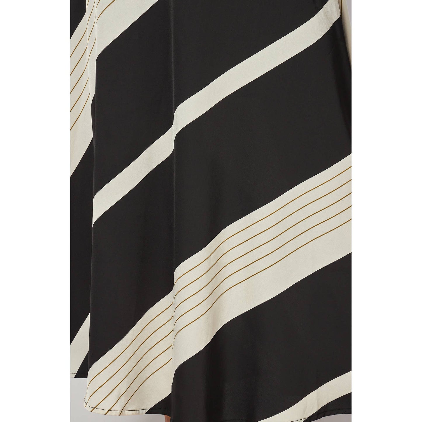 SOLID AND STRIPE MIXED A LINE SKIRT