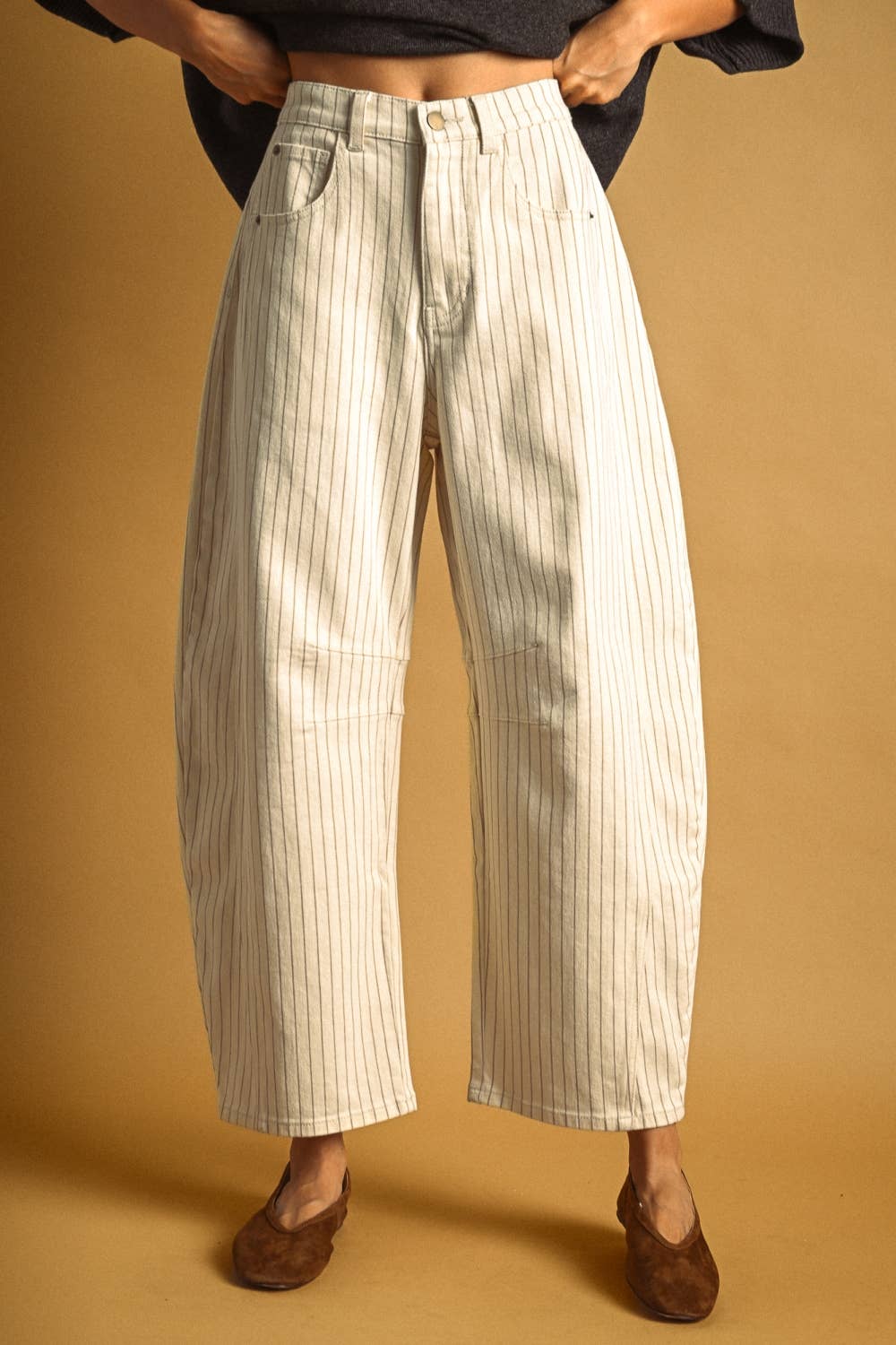 PINSTRIPED PATTERN BARREL PANTS (PRE🤍ORDER)