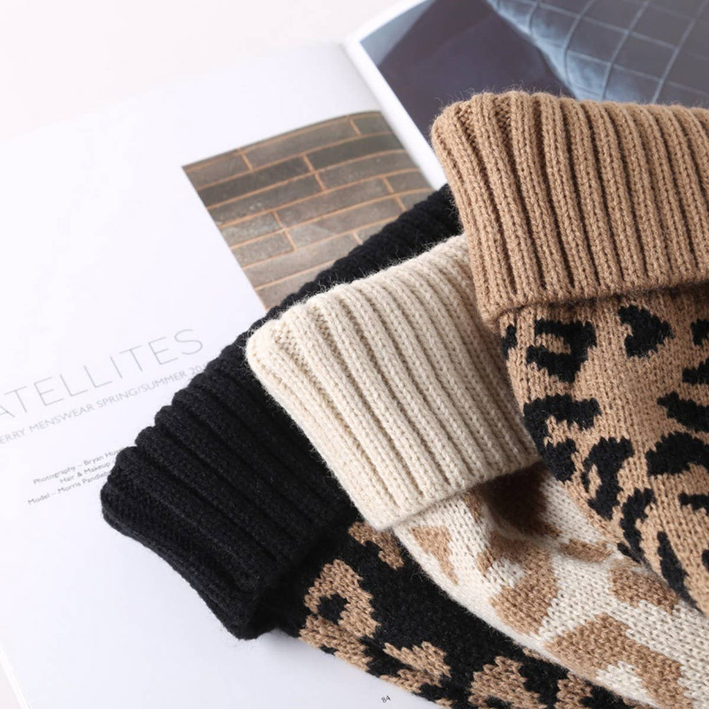 LEOPARD PATTERN KNITTED BEANIE