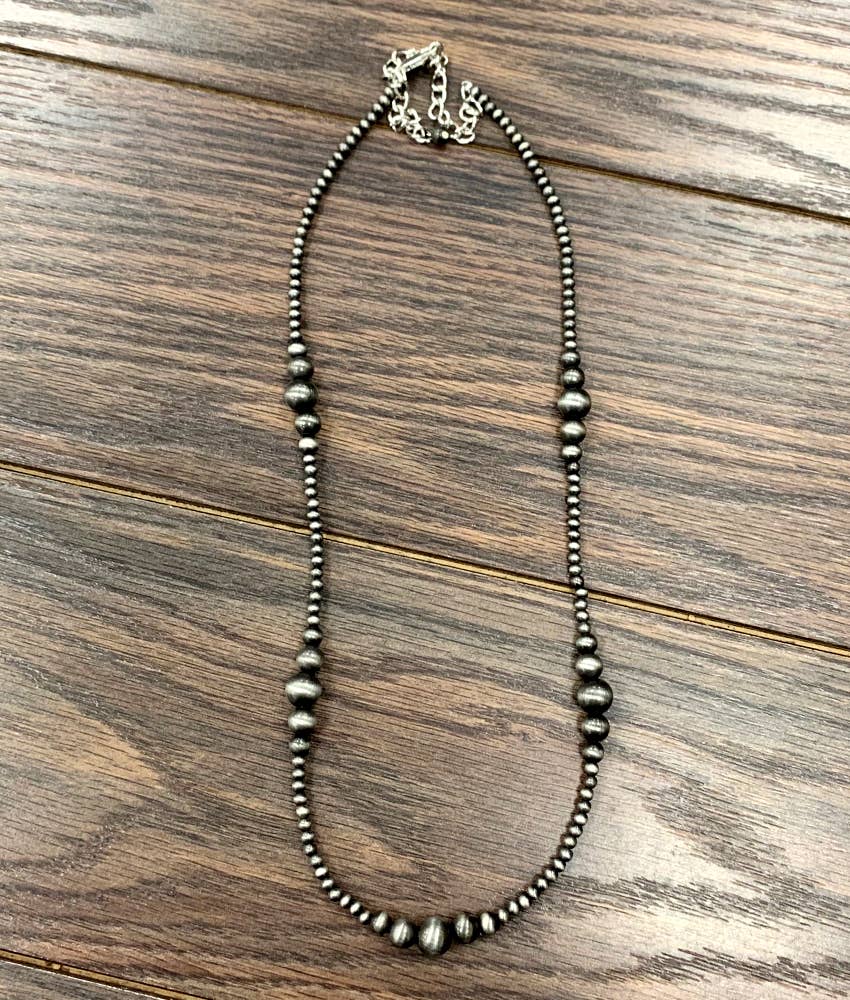 22" Western Bead Necklace (PRE🤍ORDER)