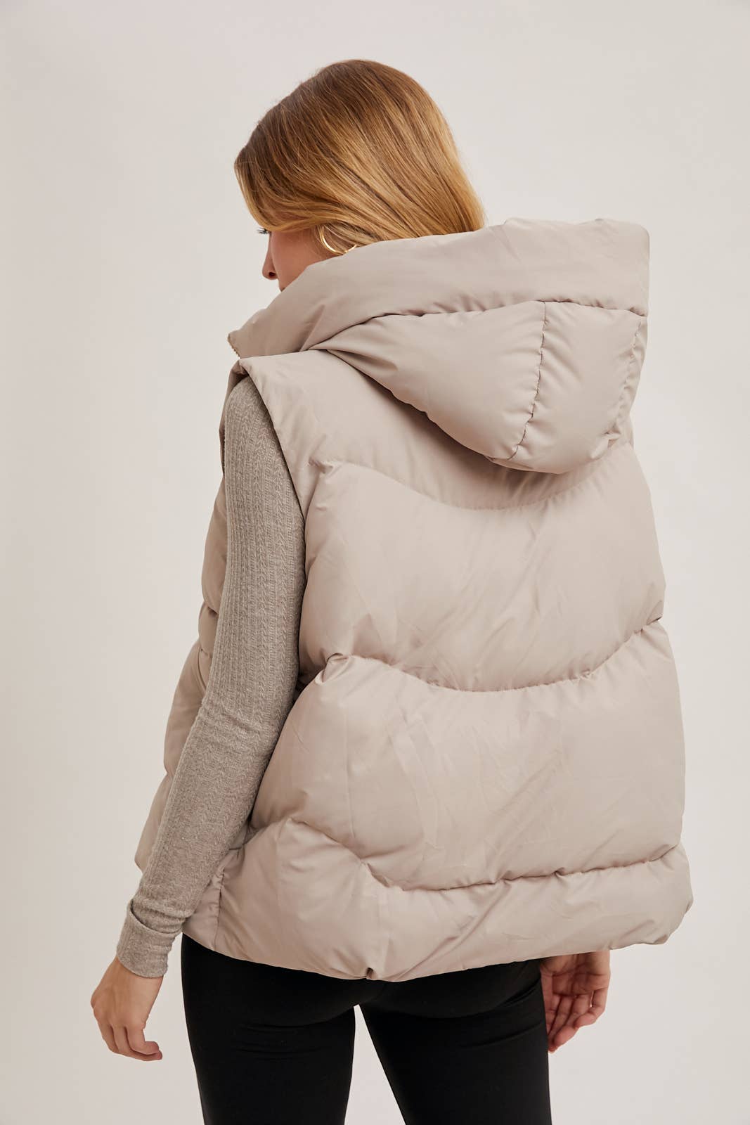 ZIPPER DOWN PUFFER HOODED VEST