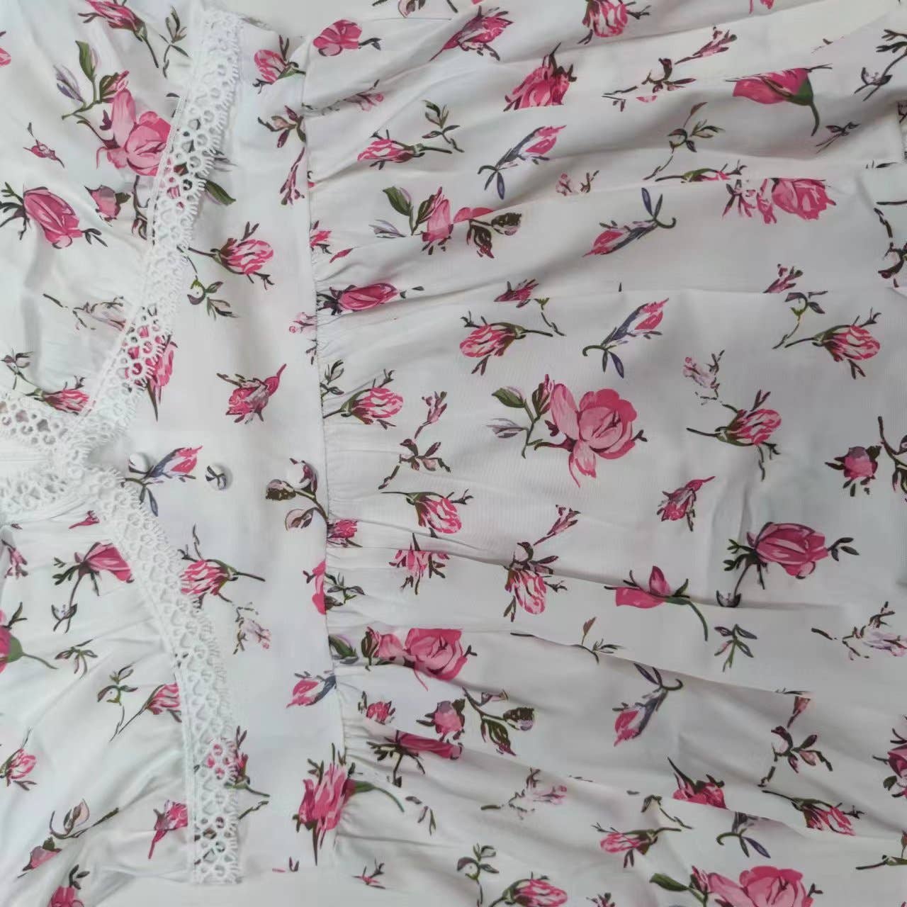 V-Neck Lace Floral Print Cropped Long-Sleeved Dress