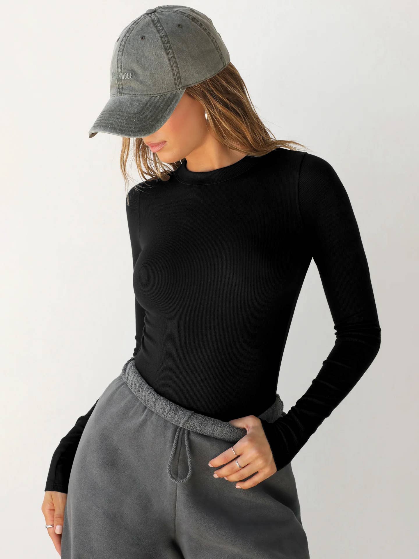 wind thread round neck long sleeve