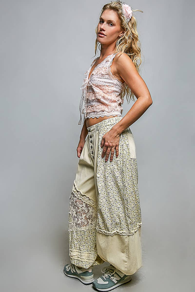 Button-Front Crochet Accent Ruffle Trim Jogger Pants (PRE🤍ORDER)
