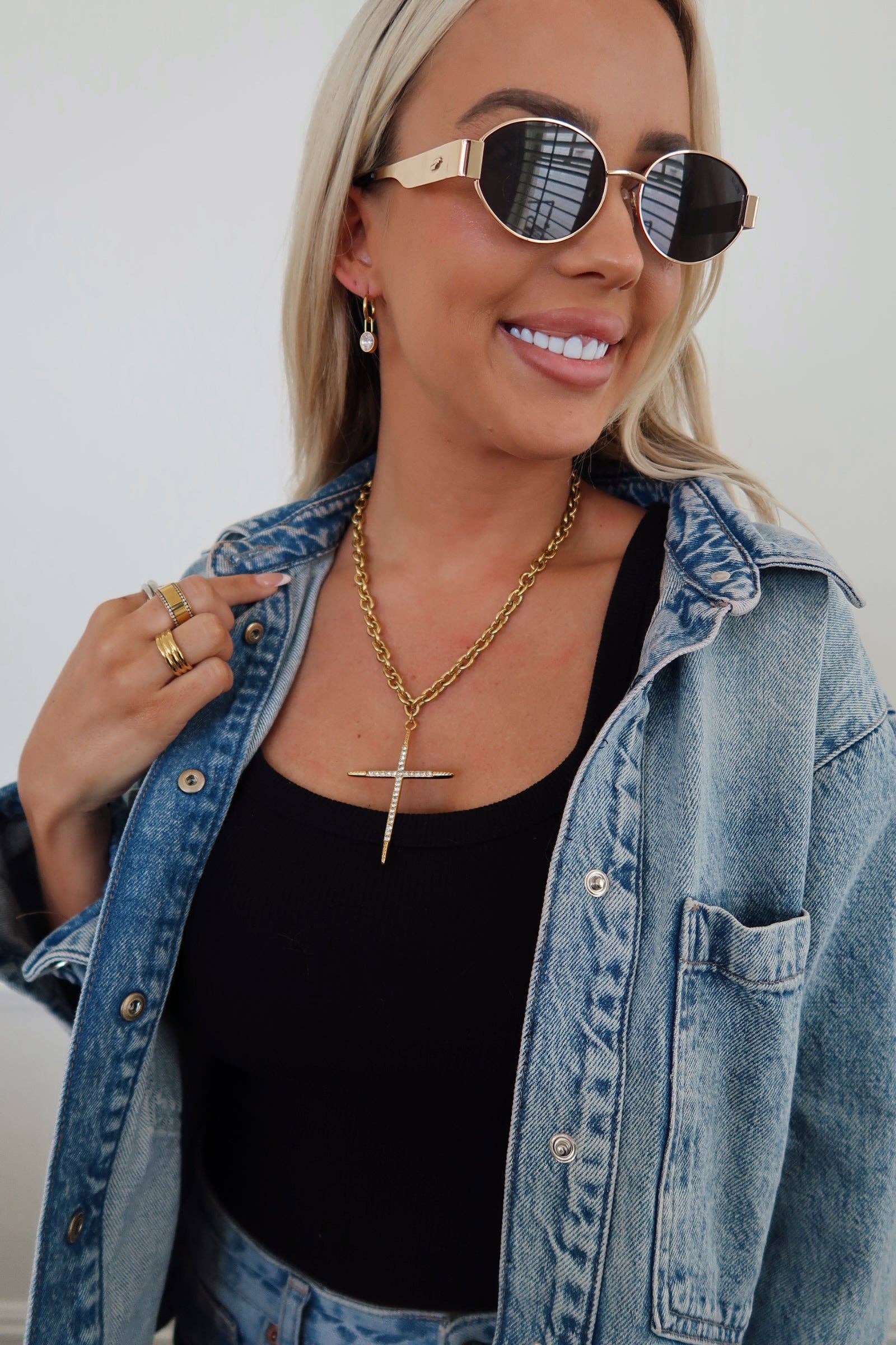 LUXE CROSS NECKLACE (PRE🤍ORDER)