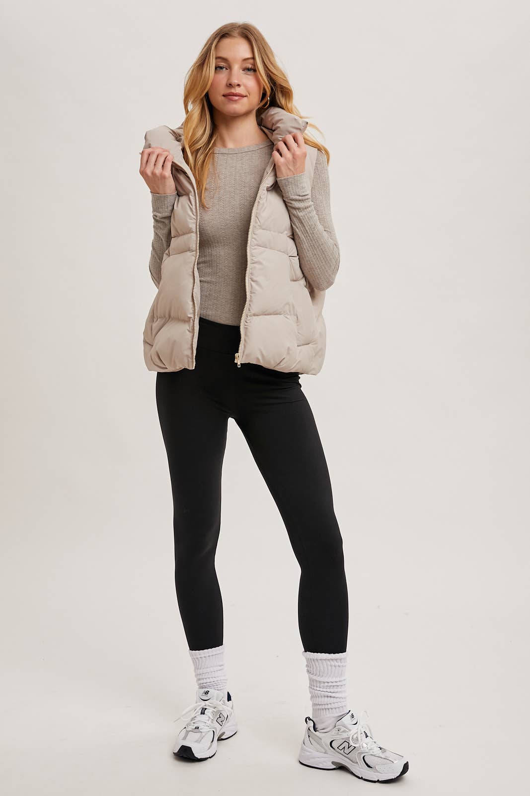 ZIPPER DOWN PUFFER HOODED VEST
