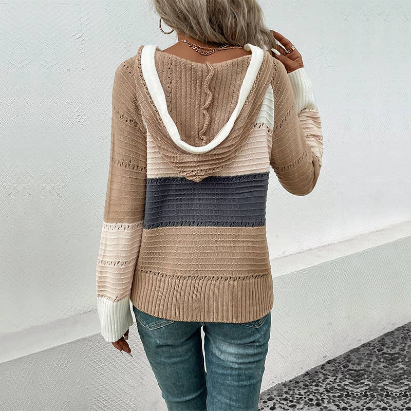 V-NECK PULLOVER SWEATER