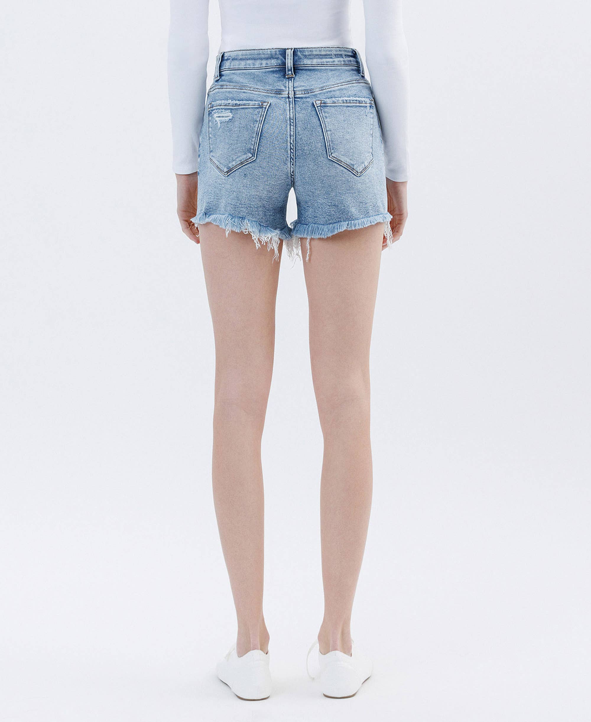 HIGH RISE DISTRESSED REGULAR DENIM SHORTS