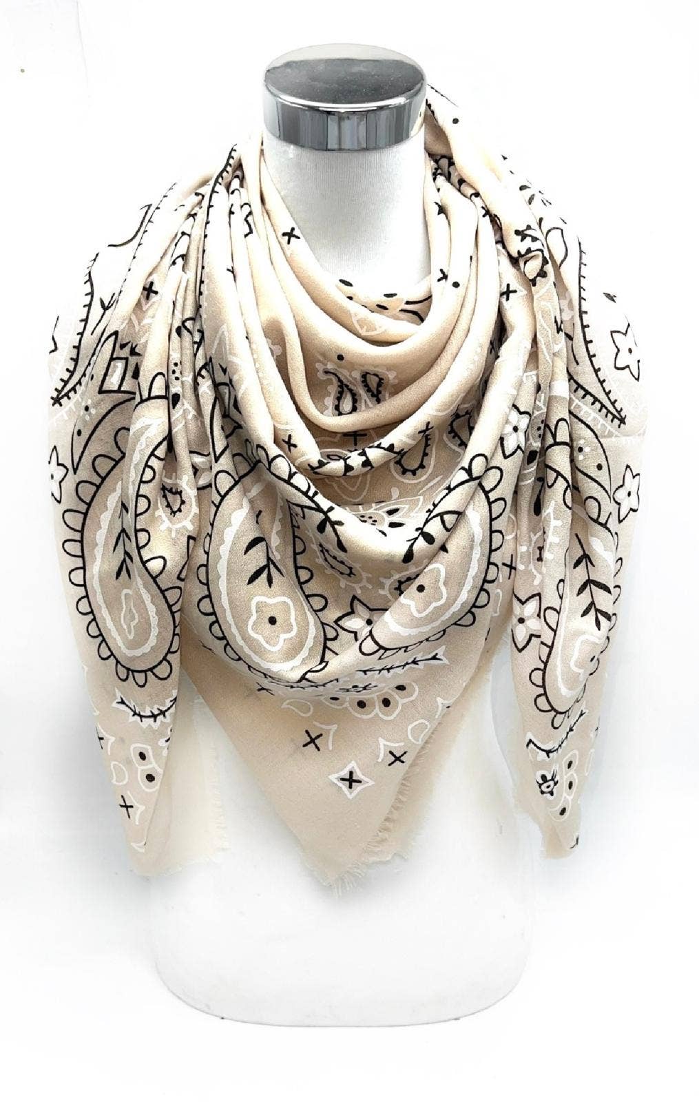 Bandana pattern scarf - Fine material
