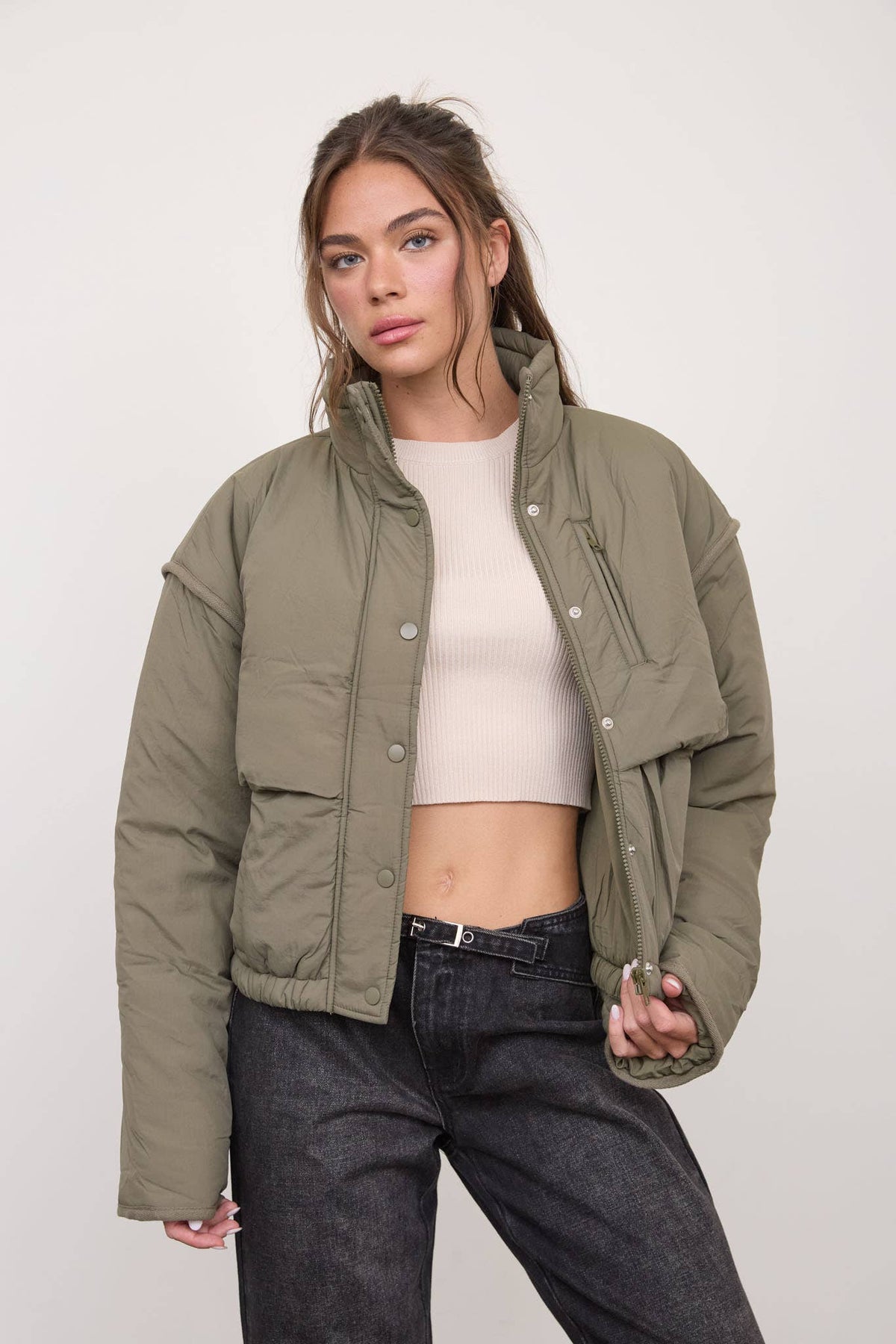 STAND COLLAR SNAP BUTTON PUFFER CROP JACKET (PRE🤍ORDER)