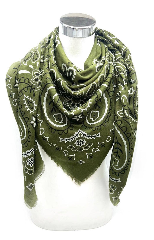 Bandana pattern scarf - Fine material