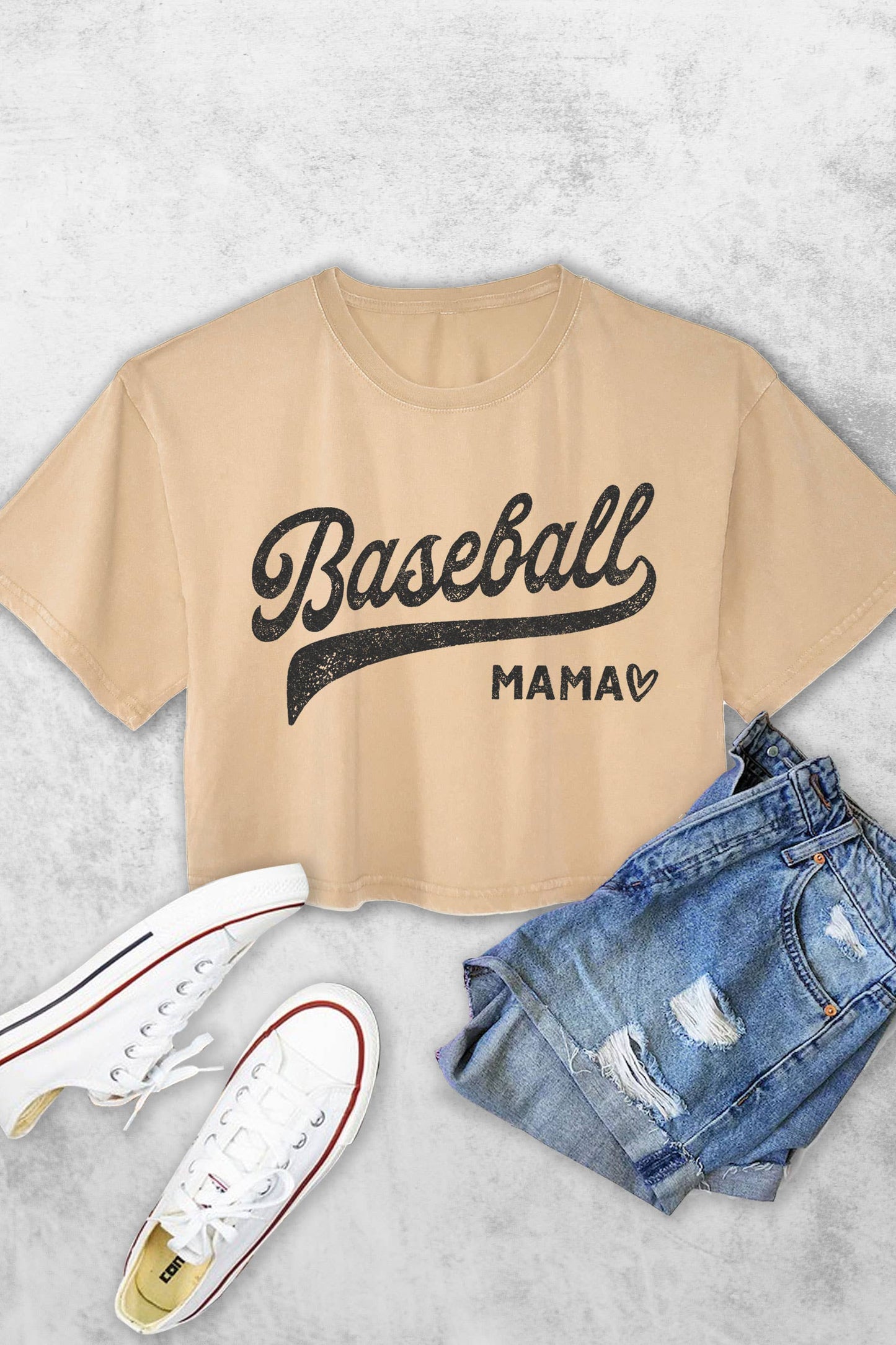 BASEBALL MAMA VINTAGE GRAPHIC CROP TOP