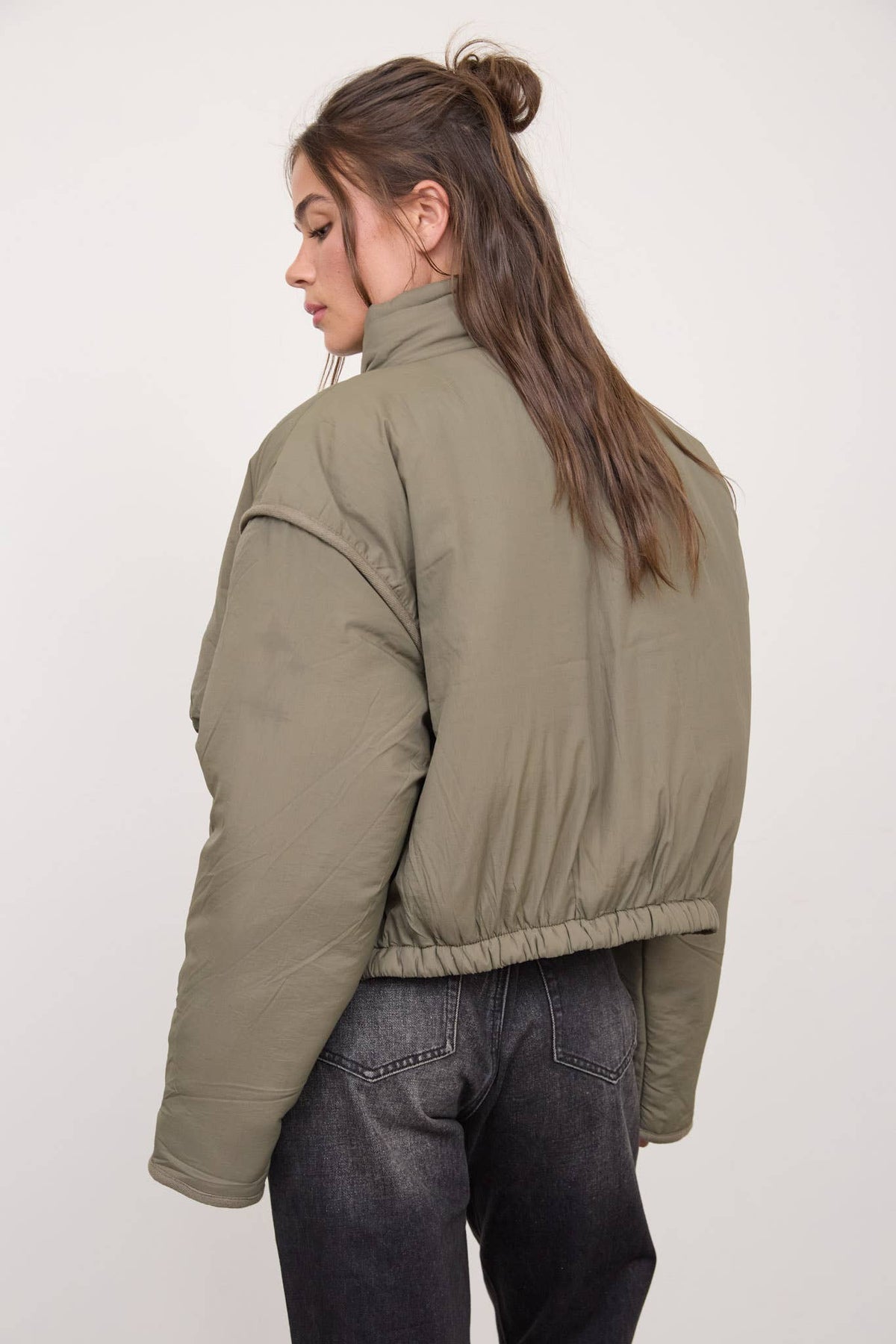 STAND COLLAR SNAP BUTTON PUFFER CROP JACKET (PRE🤍ORDER)