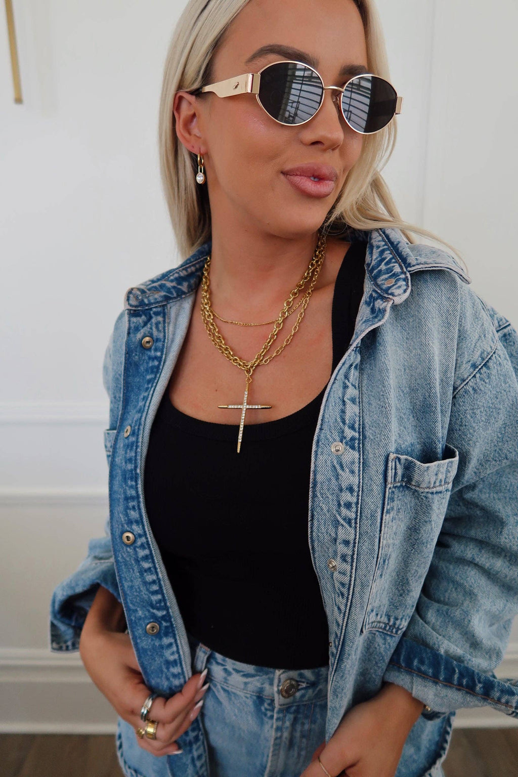 LUXE CROSS NECKLACE (PRE🤍ORDER)
