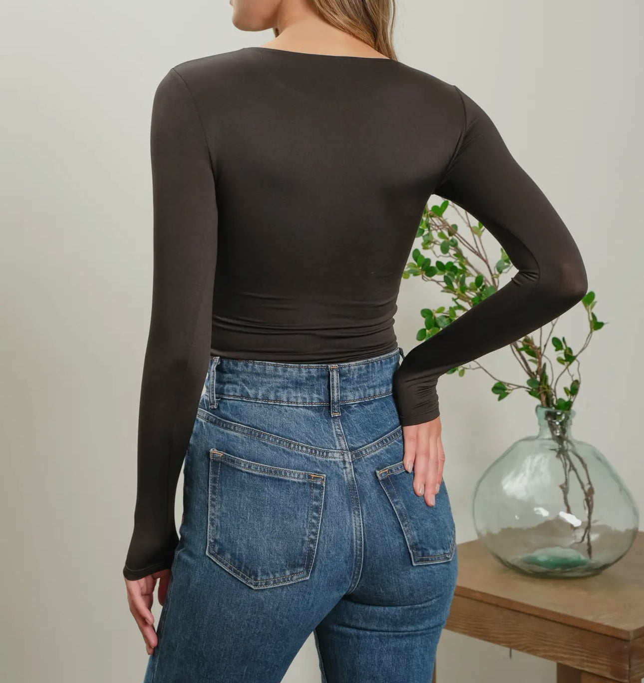 Round Neck Long-Sleeve Fitted Knit Top