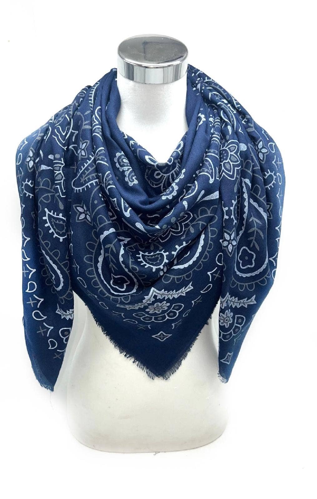 Bandana pattern scarf - Fine material