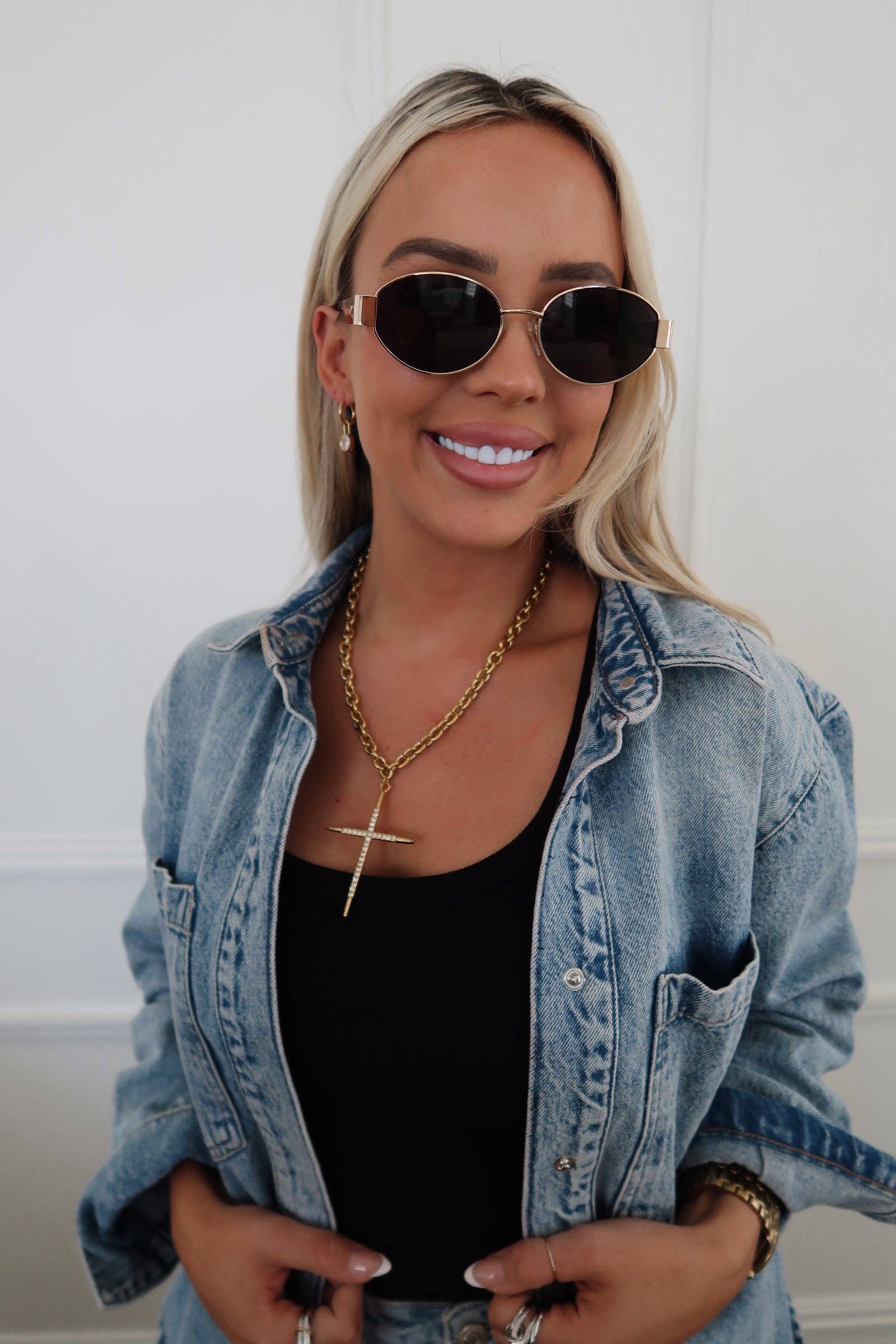 LUXE CROSS NECKLACE (PRE🤍ORDER)