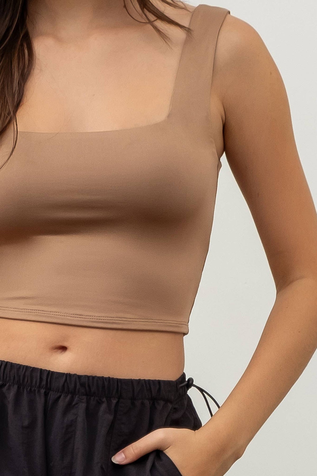 REVERSIBLE CROPPED SQUARE NECK TANK