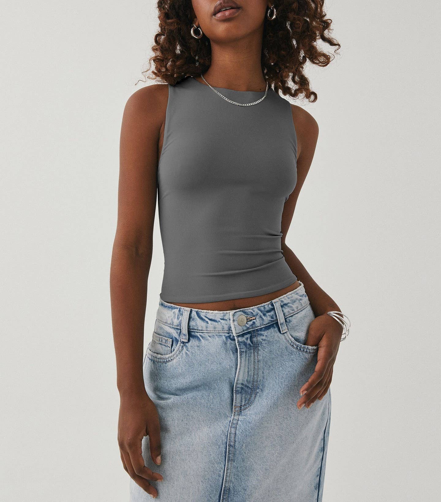 Sleeveless Slim Tank Top