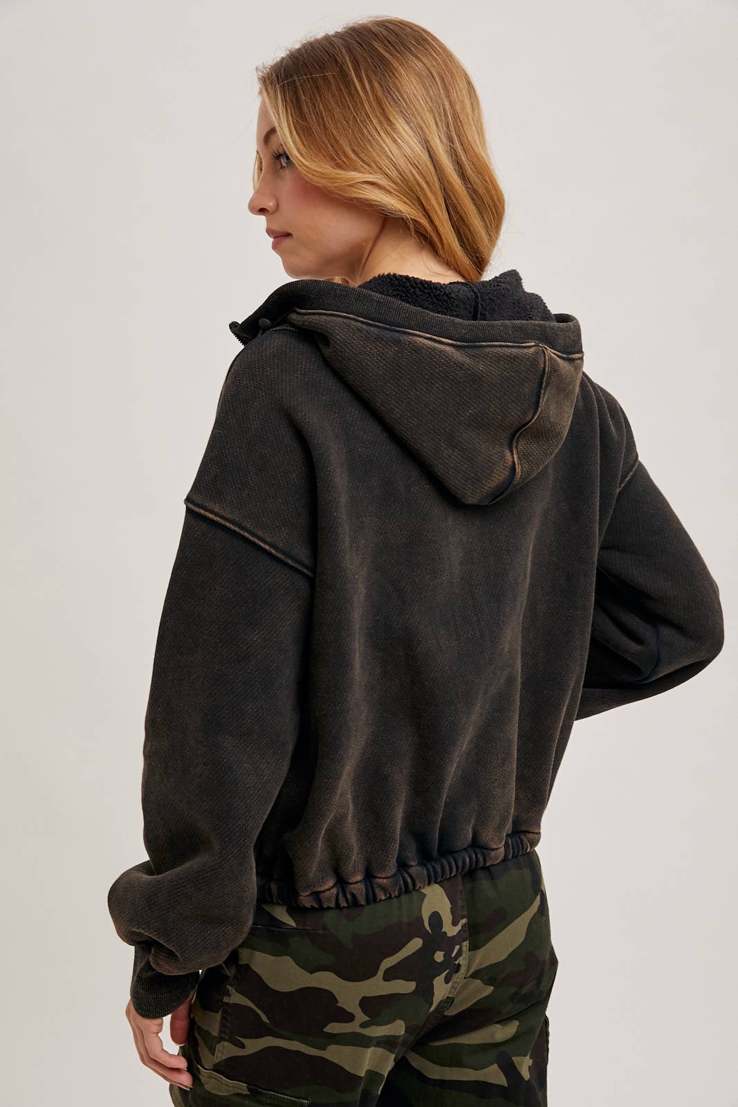 HALF ZIPPER FRONT HOODIE SWEATSHIRT WITH INNER FLEECE