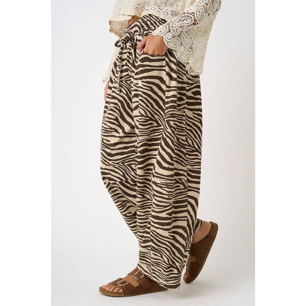 Zebra Printed Mid Rise Pants with Pockets (PRE🤍ORDER)