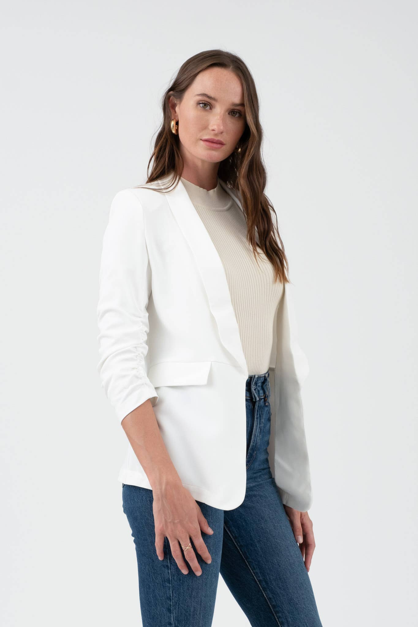 RUCHED 3/4 SLEEVE SLEEVE BLAZER