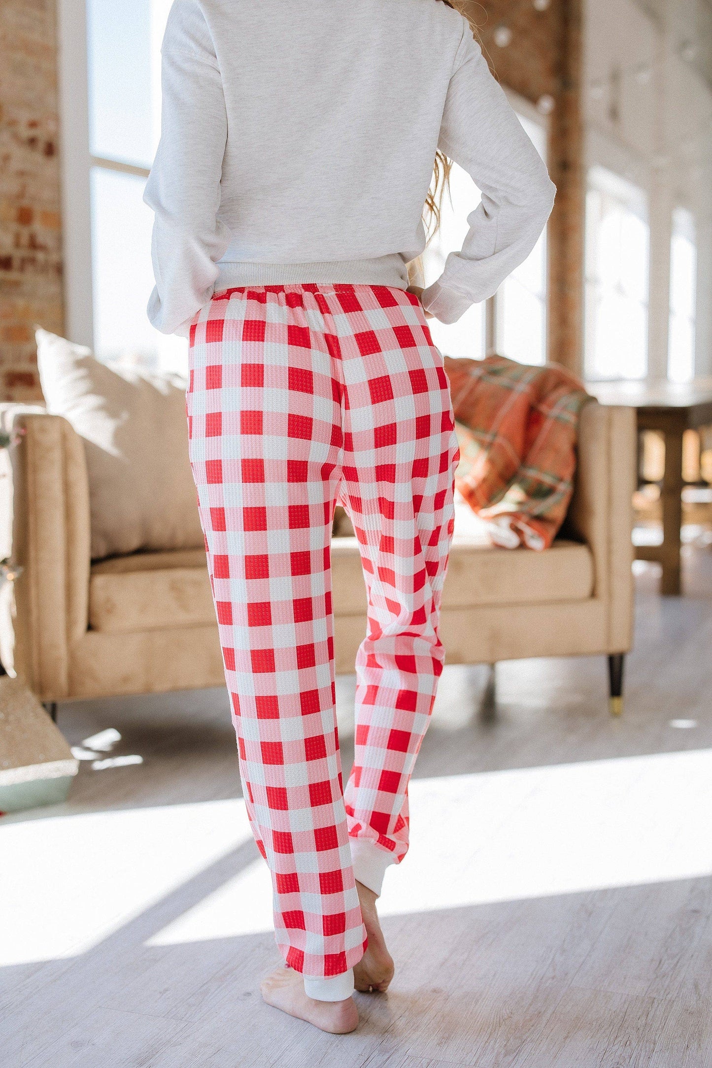 Tis The Season Graphic Santa Pajama Set