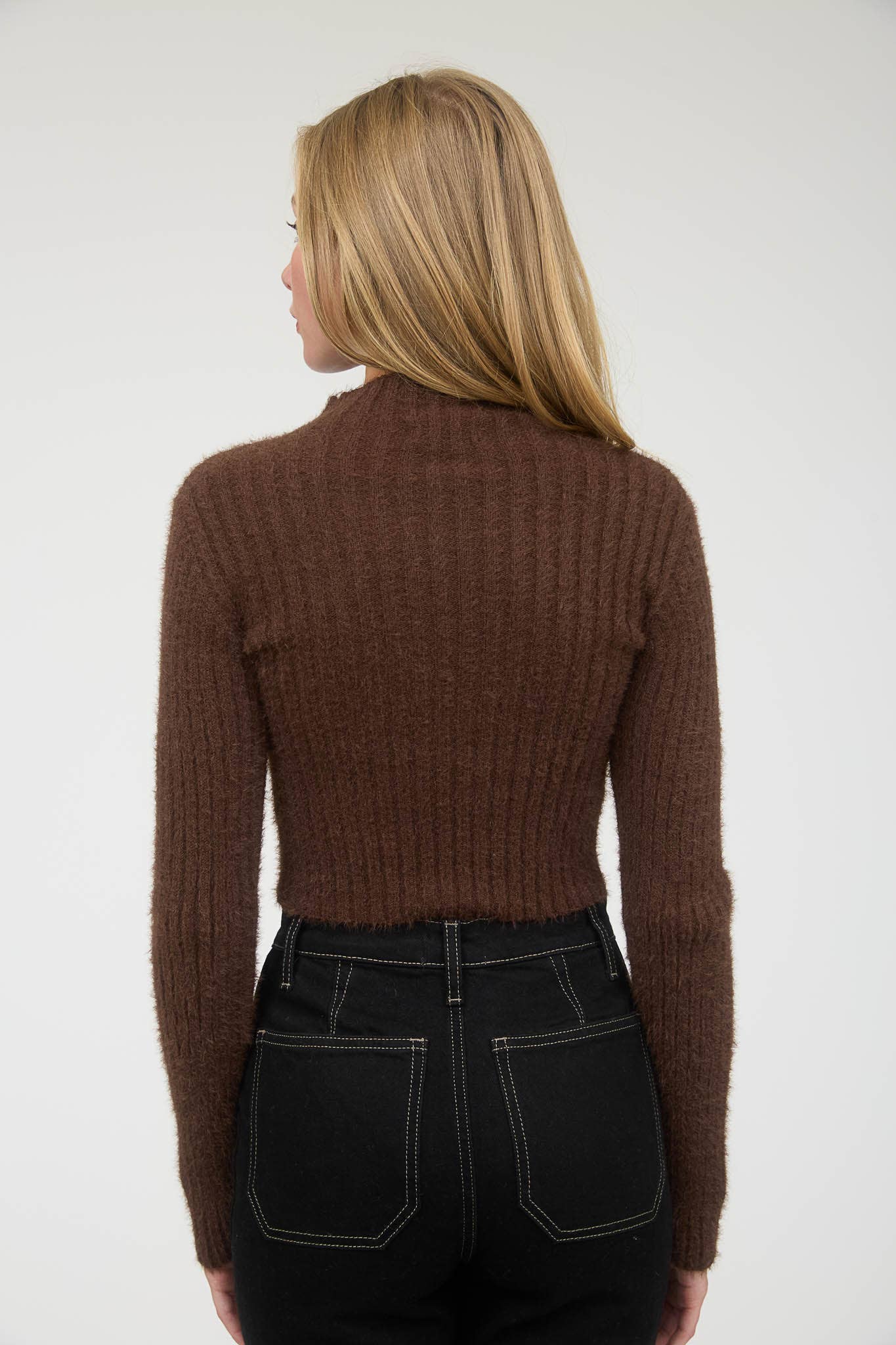 MOCK NECK FUZZY RIBBED KNIT CROPPED SWEATER