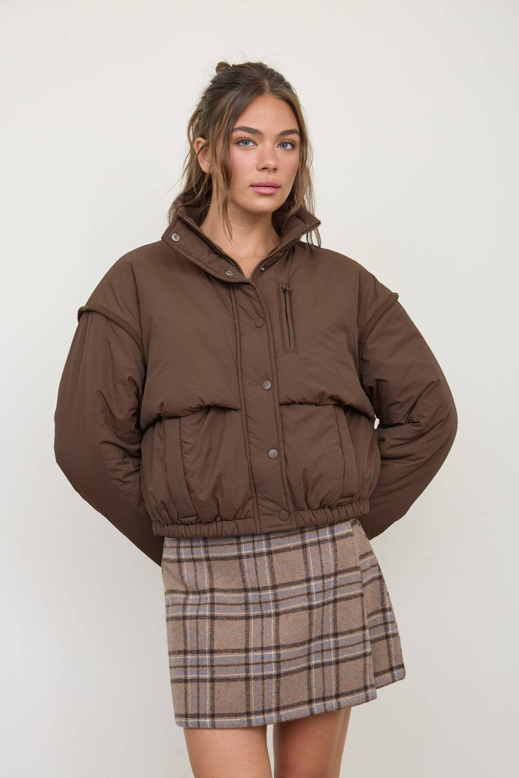 STAND COLLAR SNAP BUTTON PUFFER CROP JACKET (PRE🤍ORDER)