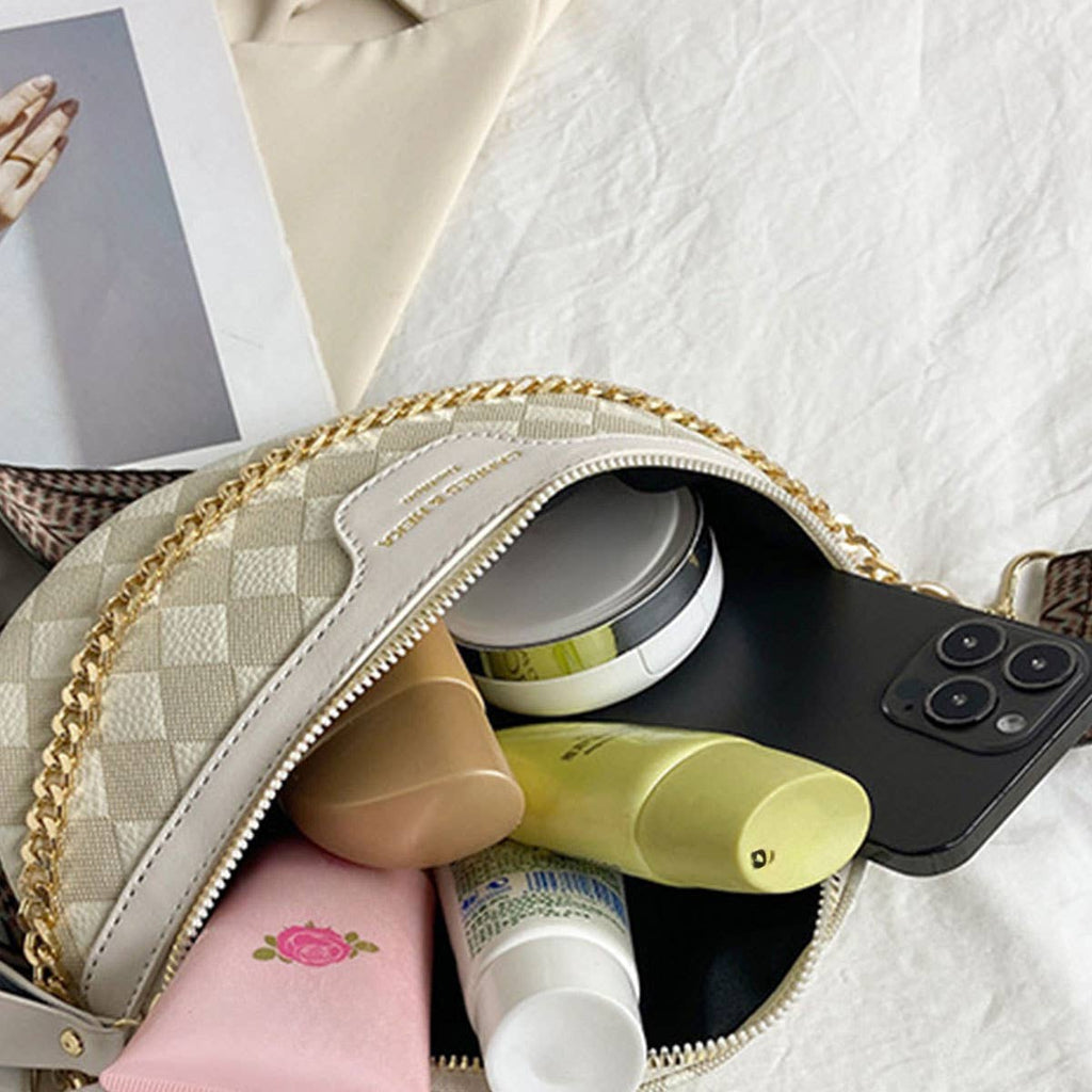 PYRAMID CHECK EVERYDAY HANDBAG
