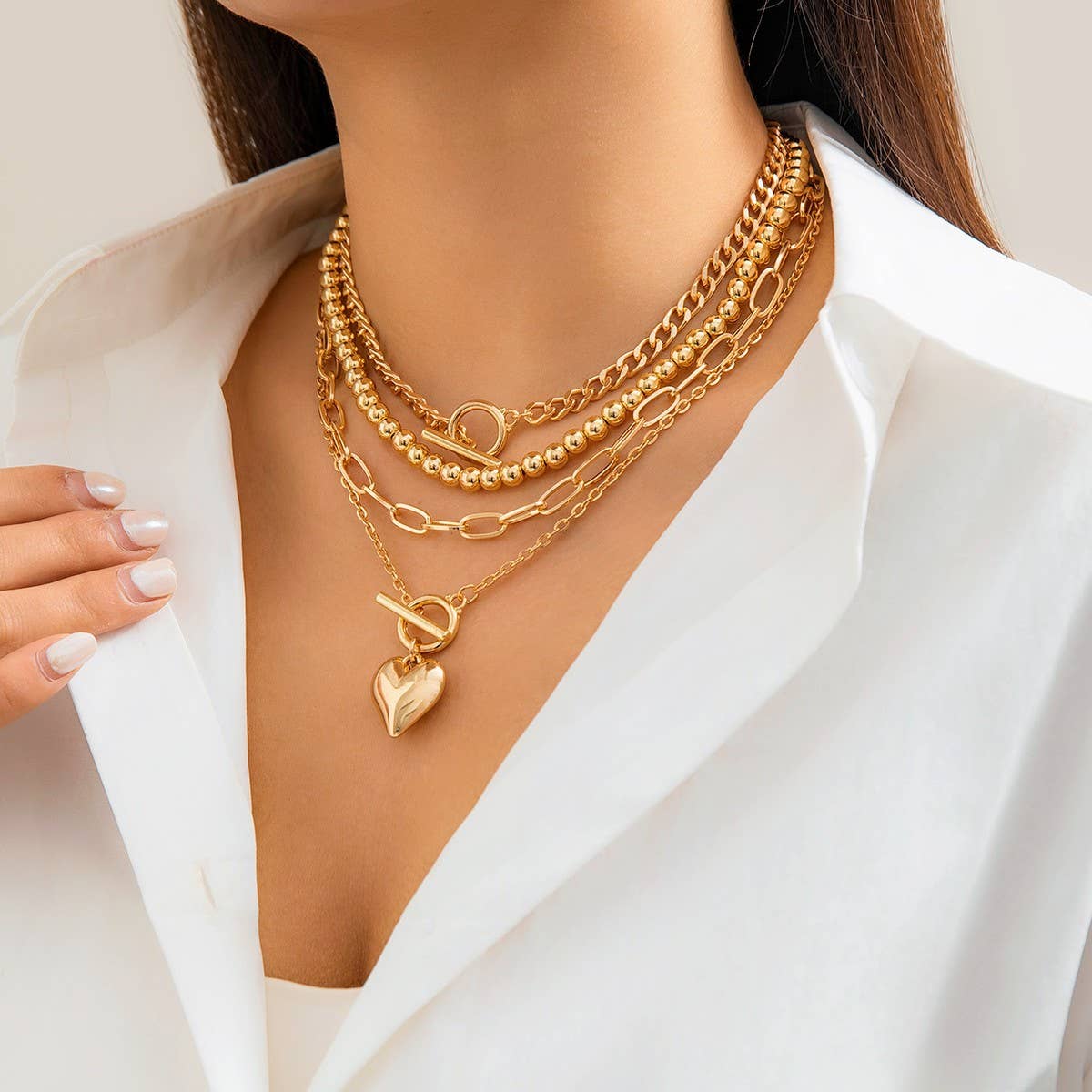 MULTILAYERED BUCKLE HEART-SHAPE NECKLACE