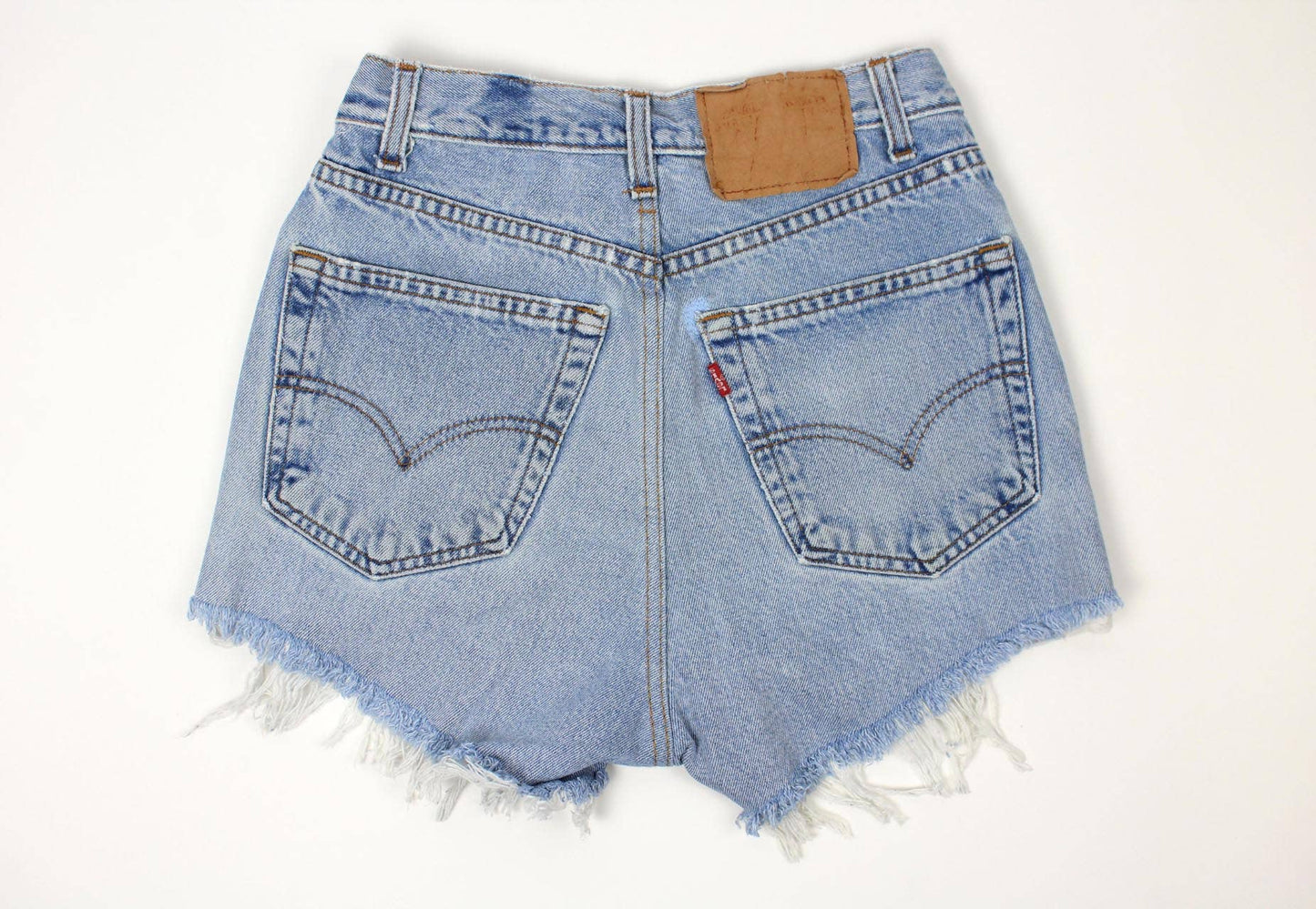 Low-Rise Vintage Washed Denim Cutoff Shorts - Frayed