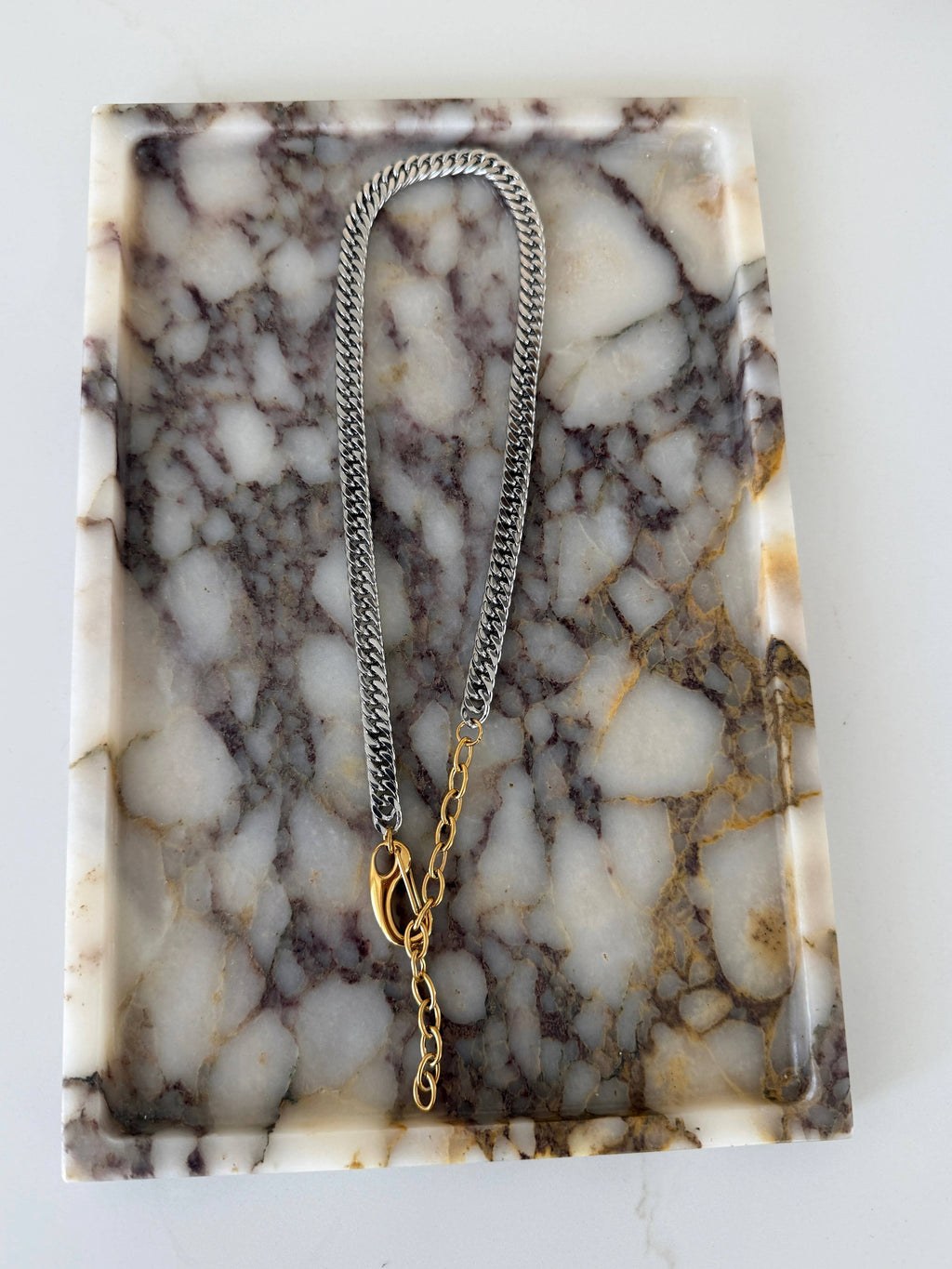 BROOKE NECKLACE