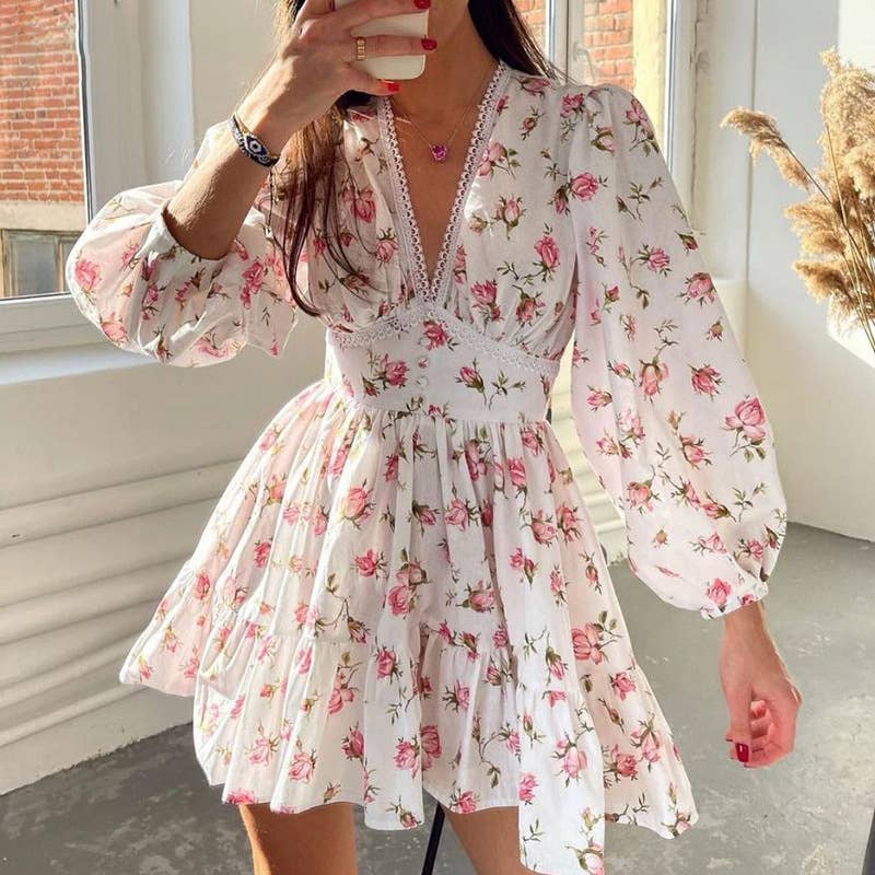 V-Neck Lace Floral Print Cropped Long-Sleeved Dress