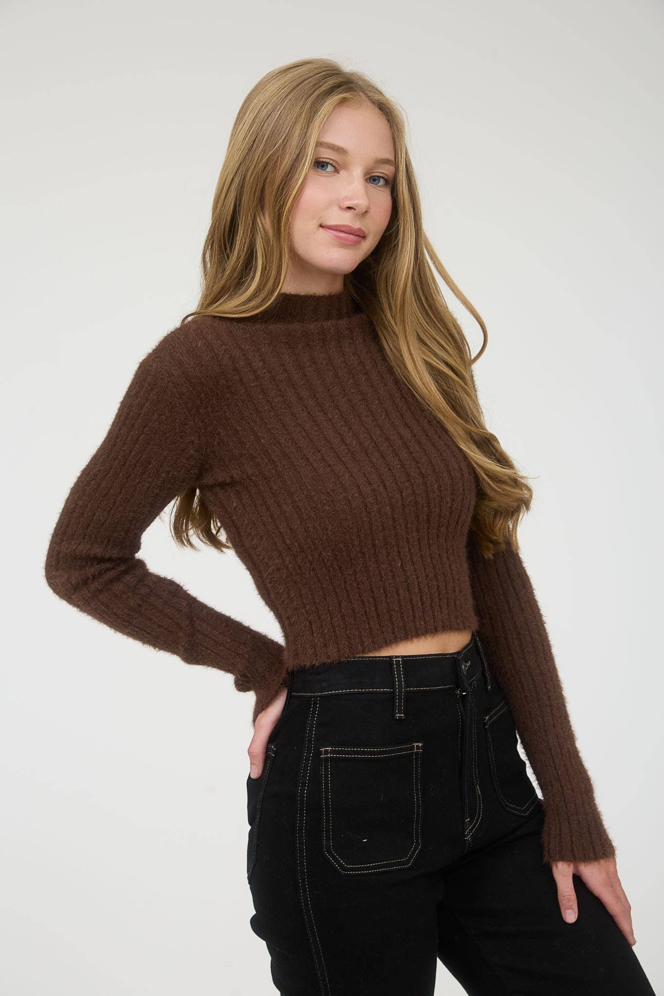 MOCK NECK FUZZY RIBBED KNIT CROPPED SWEATER